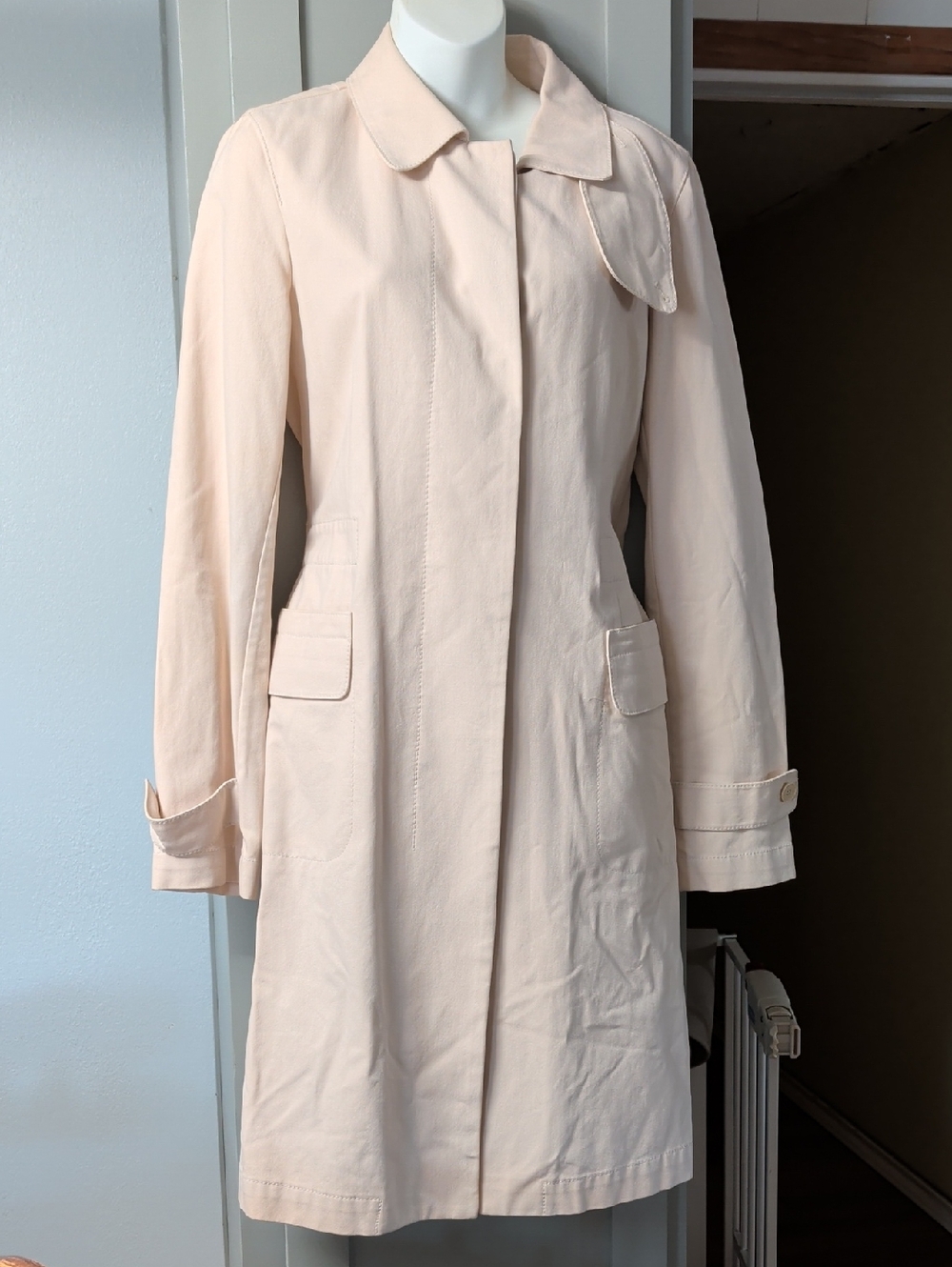 DKNY Pale Blush Single-Breasted Trench Coat